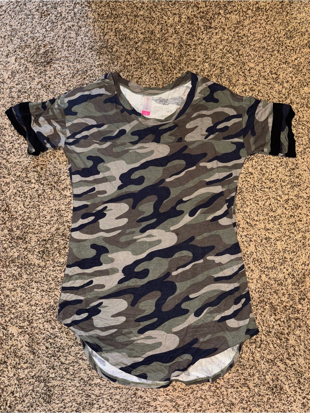 Women’s camo blouse